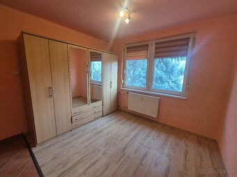 GARZÓNKA NA SEDMIČKE V KN. - 7