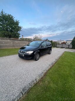 Volkswagen Touran 1,4TSI, 7Miestne. - 7