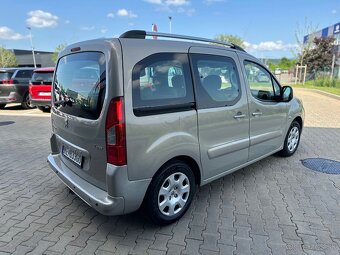 PEUGEOT PARTNER TEPEE 1.6 i - 7
