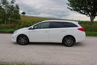 Toyota Auris Touring Sports, SR, 117000km, 1. majiteľ - 7