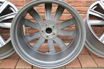 5x112 R20 Hlinikove disky Original VW Tiguan II R-line - 7
