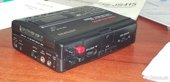 AIWA volkmen-na opravu - 7