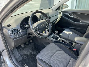 Hyundai i30 Combi 1.5 DPI 80kw benzin - 7
