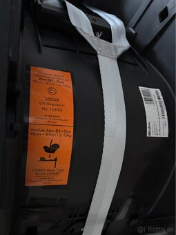 Cybex Aton B2 i-size + base one ISOFIX - 7