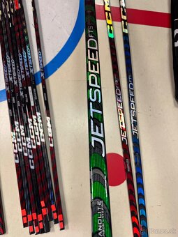 UPLNE NOVA PROFI HOKEJKA CCM JETSPEED FT5 PRO - 7