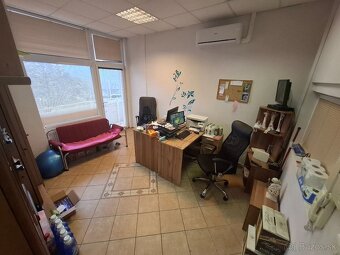 Priestor pre obchod na sídl. KVP, 186m2 v OC Grunt (Billa) - 7