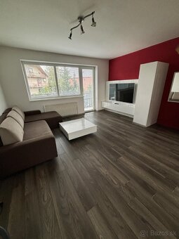 Predaj veľký 3 izbový byt s 2 balkónmi - 7