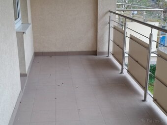 Novostavba dvojgeneračného moderného mezanínu pri Maxe - 7