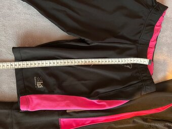 Dámske dohé s krátke elastické športové nohavice - 7