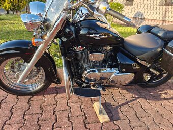 Suzuki C 800 VL 800 Intruder predaný - 7