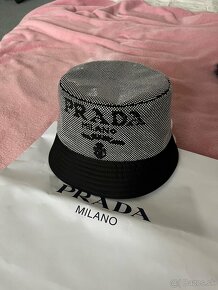 Prada klobúk / bucket hat čierny s kamienkami - 7