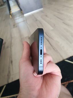 iPhone 13 Blue 128 Gb - 7