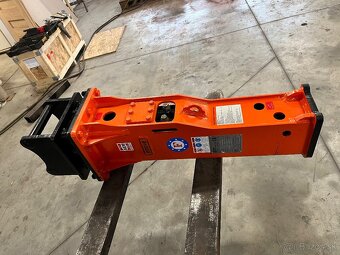 Hydraulické búracie kladivo na minibager - 7