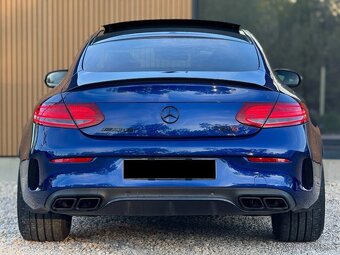 Mercedes C63S AMG Coupe Full výbava - 7