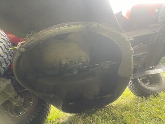 Traktorovu kosačku Husqvarna - 7