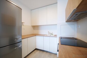 Dizajnový 2-izbový byt s loggiou v projekte Urban Residence - 7