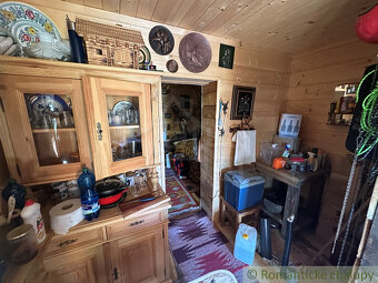 Drevenička na polosamote, obec Drábsko - 7