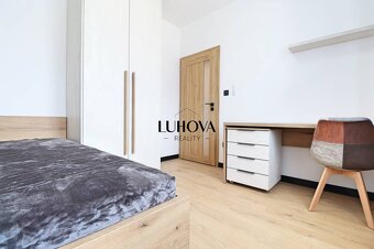 3- izbový byt s 20m2 terasou a 44m2 predzáhradkou - 7