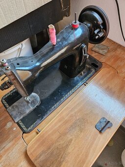 Šijací stroj Central Bobbin - 7