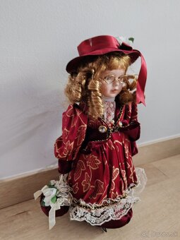 Porcelanova babika - 7