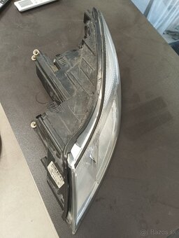 Ľavé predné svetlo Škoda Octávia 2. - 7