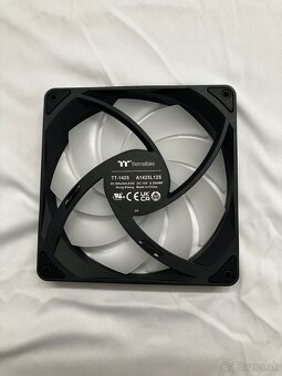 Thermaltake CT140 EX ARGB - 7