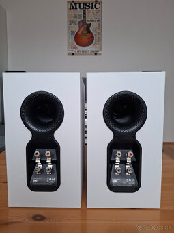 BOWERS & WILKINS 606 White - 7