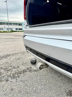 Volvo XC90 B5 AWD R-Design 7miest FULL 120tis km - 7