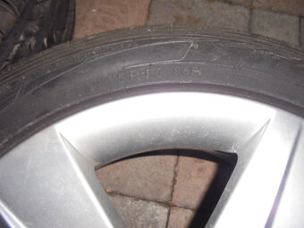 Alu disky Škoda 5x100, pneu 215/45 R16 č.12d - 7