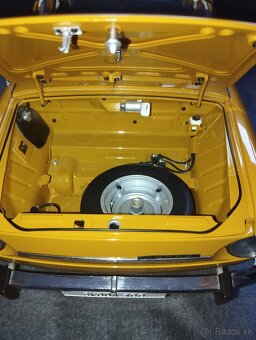 Deagostiny SKODA 100 - 7