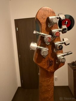 Ernie Ball Music Man Cutlass SSS – „Cukríkový“ stav - 7