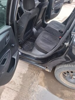 Citroen C4 1,4 - 7