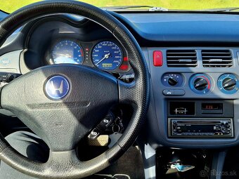 Predám SUV Honda HR-V 1,6 4x4 r.v. 2000 - 7