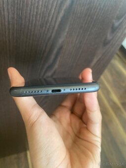 Iphone 11, black, 64GB - 7