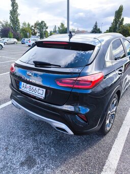 Kia Xceed 1.6 crdi,100kw,Gold - 7