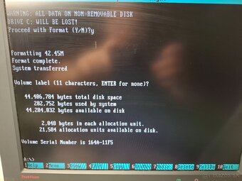 Historicky HDD Seagate ST157A 40MB - 7