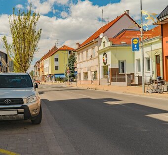 Budova v centre, prerobiť na bytový dom? Je to na Vás - 7