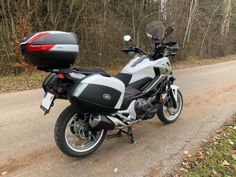 Honda NC750X DCT - 7