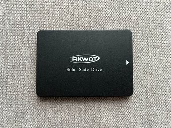 2,5" SSD Crucial / Silicon Power / FikWot 2TB - 7