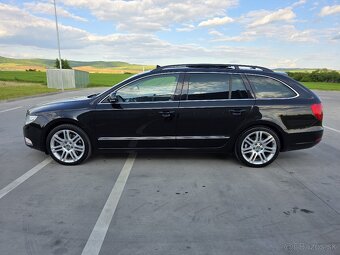 Škoda Superb Combi 3.6 FSI V6 4x4 + F1-DSG TOP - 7