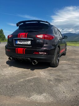 Infiniti EX35 - 7