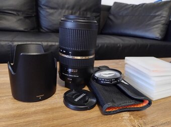 Nikon D7100 s objektívom Tamron 17-55mm F/2.8 + ďalšie - 7