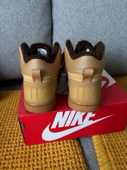 Zimné oteplené botasky Nike 38 - 7