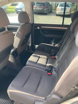 Volkswagen touran - 7