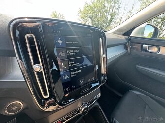 VOLVO XC40 T4 AWD Momentum - 7