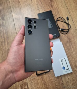 Samsung Galaxy S24 Ultra 12/256gb - 7