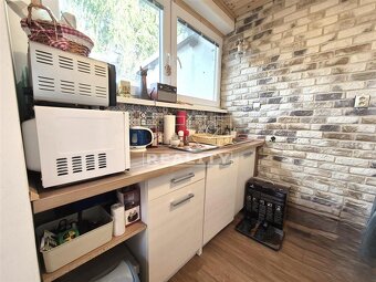 Na predaj chatka v Jelenci, pozemok 110 m2 - 7