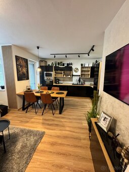 Prenájom bytu s terasou a záhradkou v centre Rohožnîka - 7