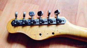 Elektricka retro gitara Jolana Iris cervena - 7