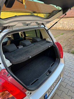 Suzuki Swift 1.5 Automat - 7